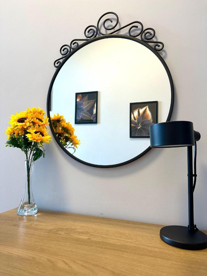 Mmrent Sunflower Room Гданьск Экстерьер фото